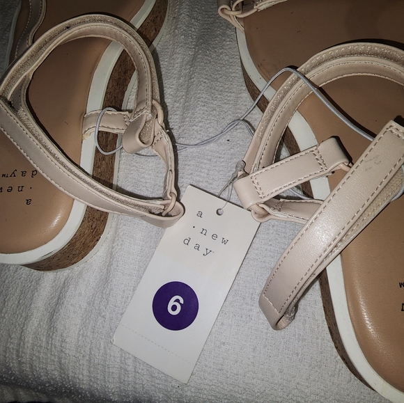 A New Day Nova Sporty Cork Platform White Summer Sandals - Picture 8 of 8